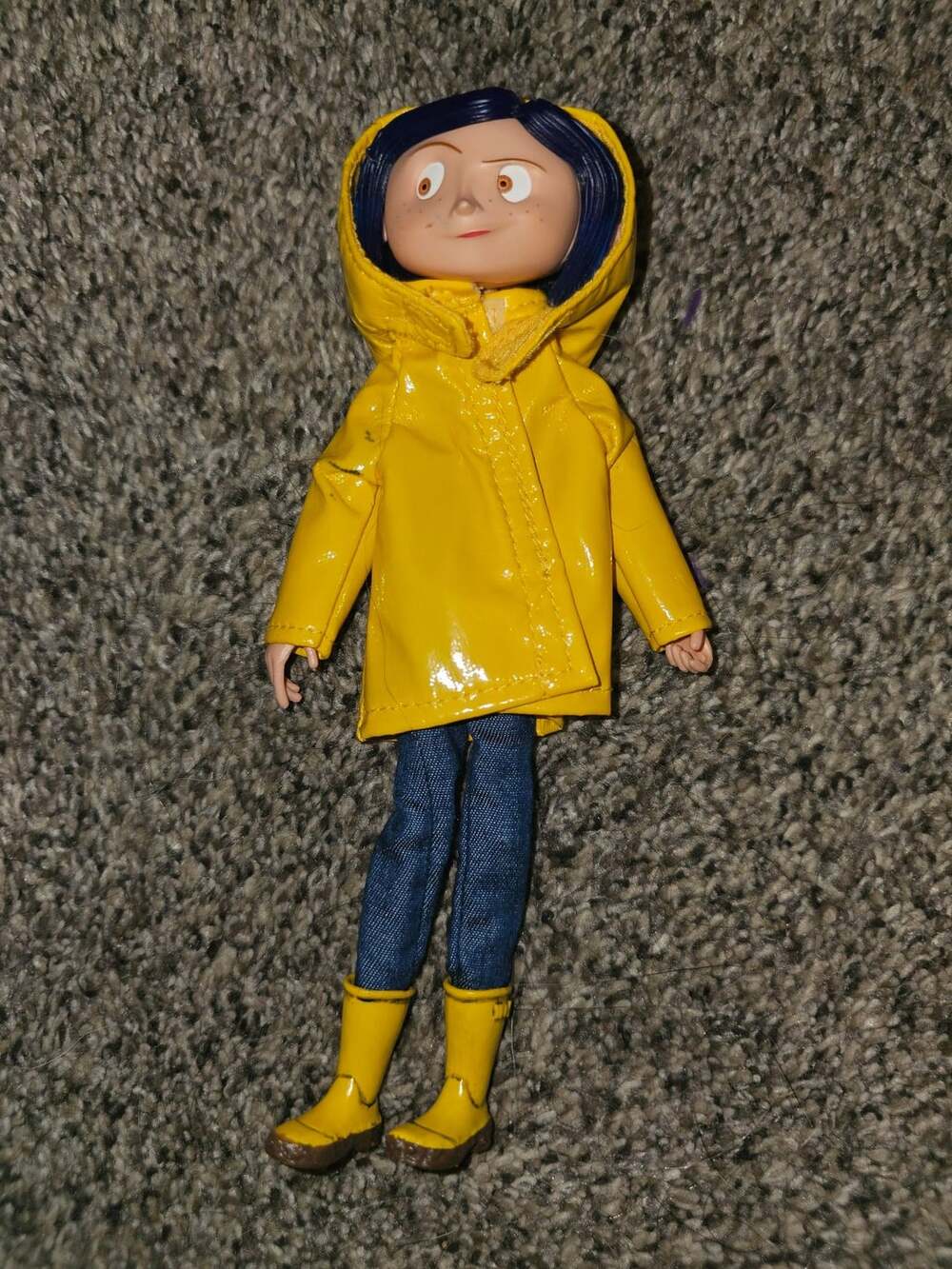Coraline - Coraline in Raincoat Bendy Doll,